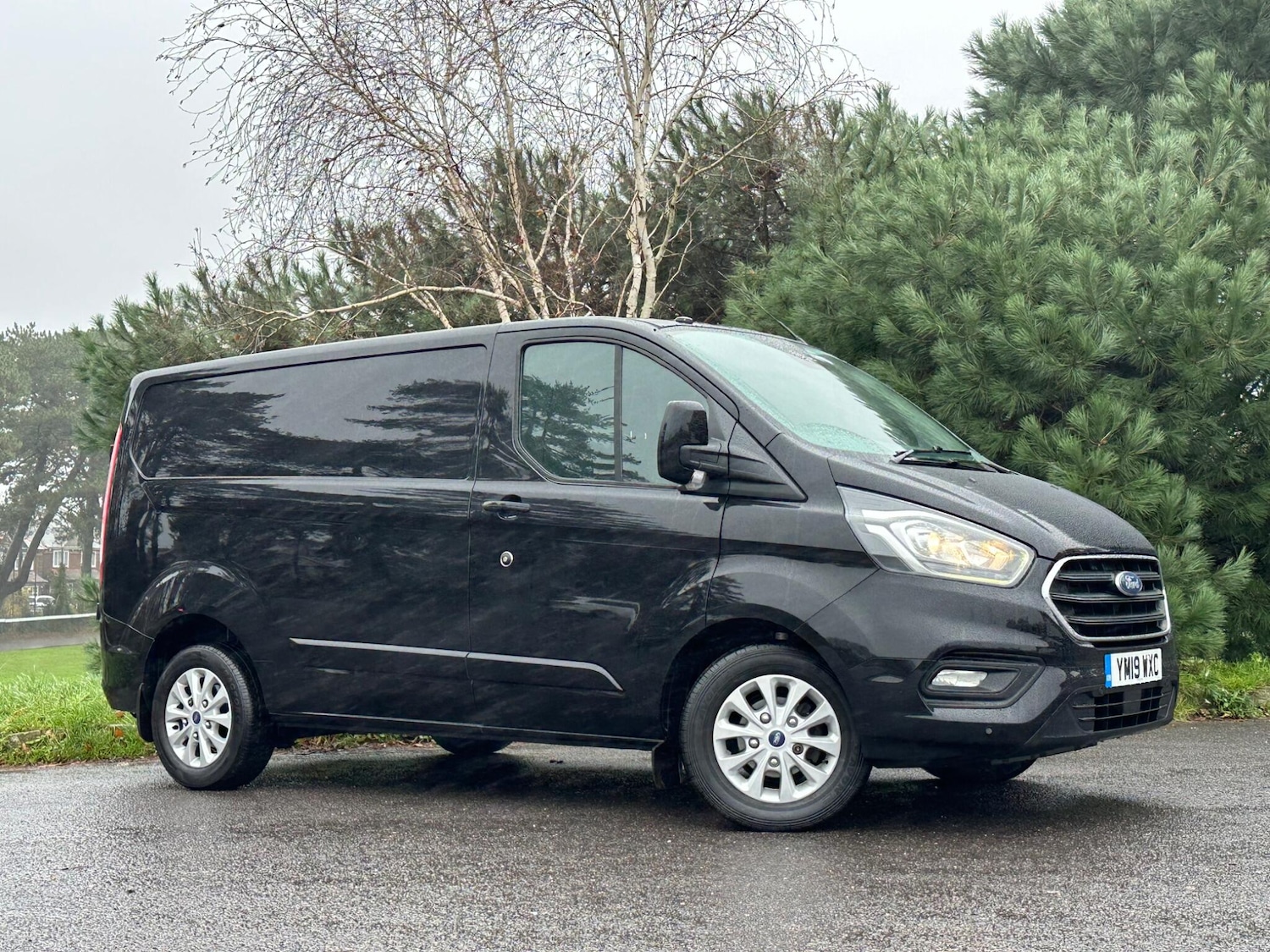 Used Ford Transit Custom for sale - 76802406: Photo 1