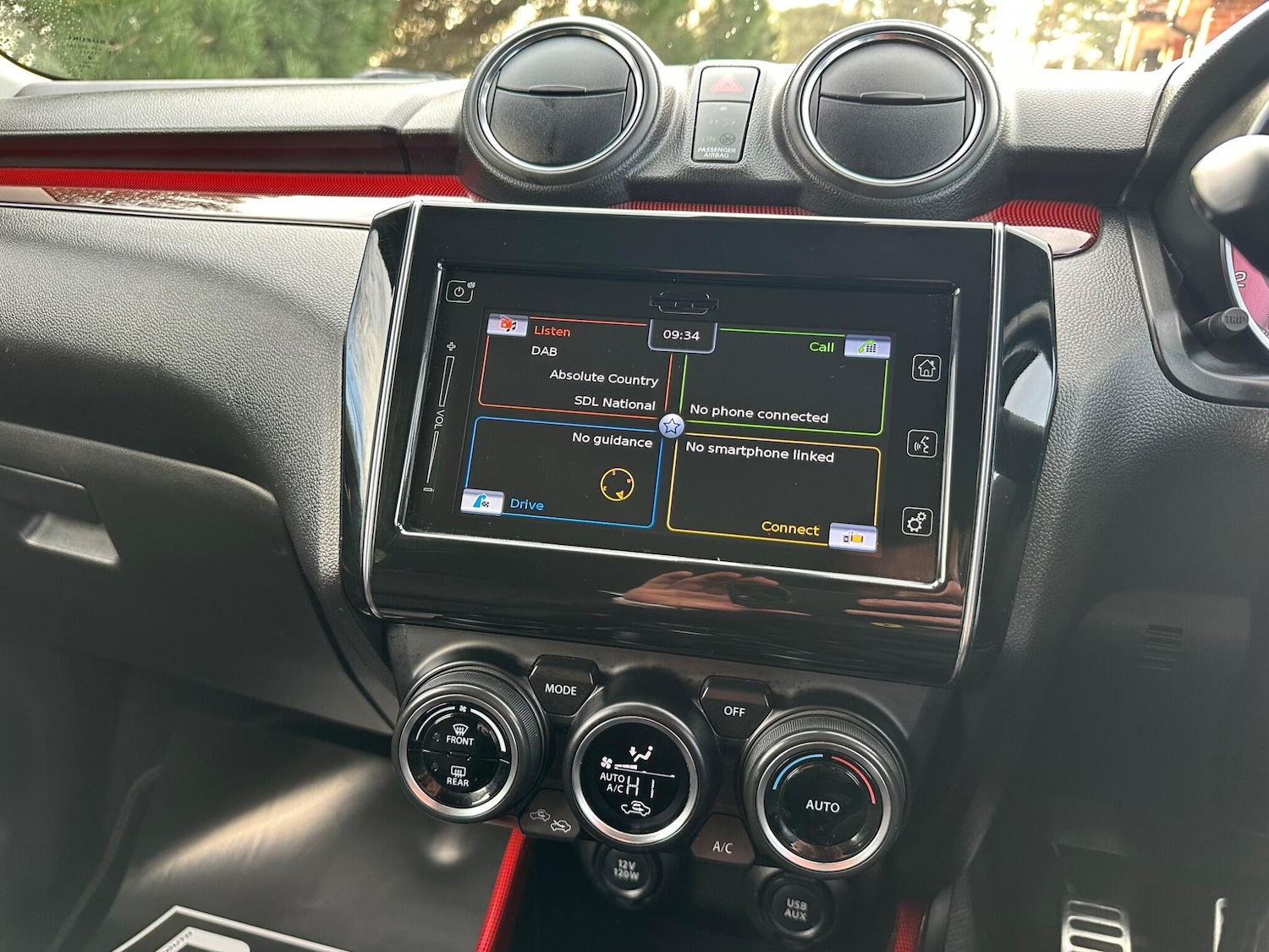 Used Suzuki Swift 2018 for sale - 77396627: Photo 17