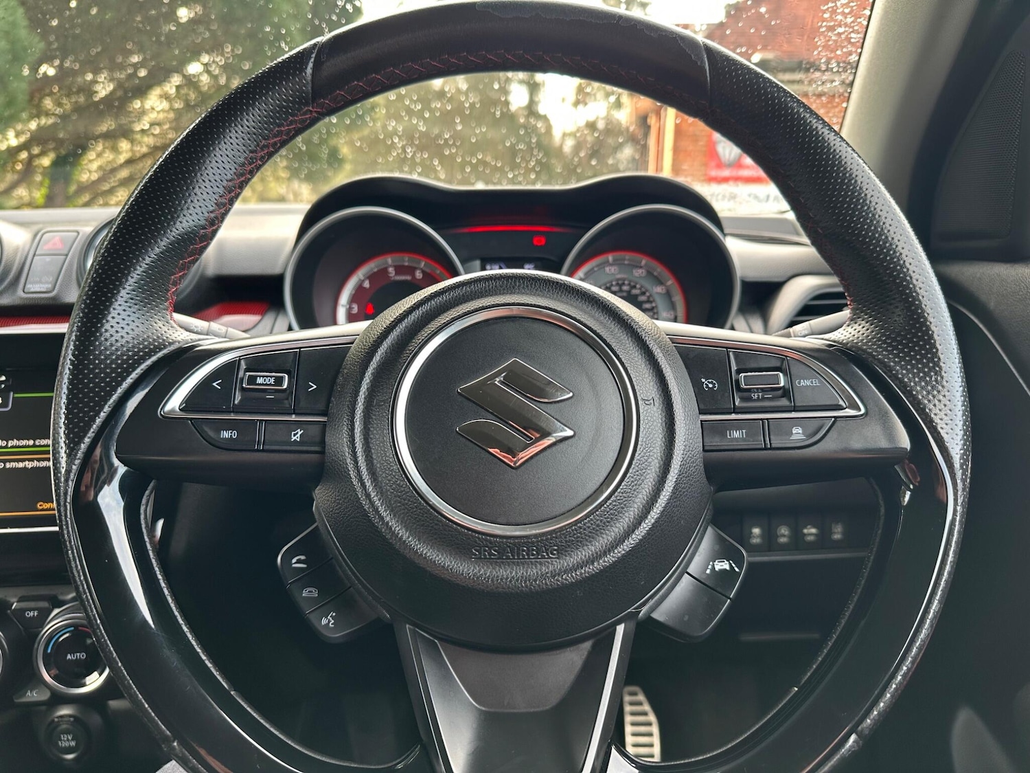 Used Suzuki Swift 2018 for sale - 77396627: Photo 19