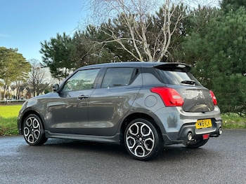 Used Suzuki Swift 2018 for sale - 77396627: Photo