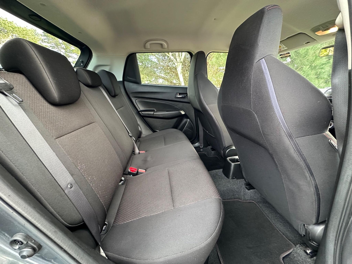 Used Suzuki Swift 2018 for sale - 77396627: Photo 7