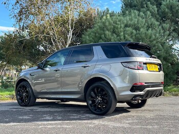 Used Land Rover Discovery Sport 2021 for sale - 76802178: Photo