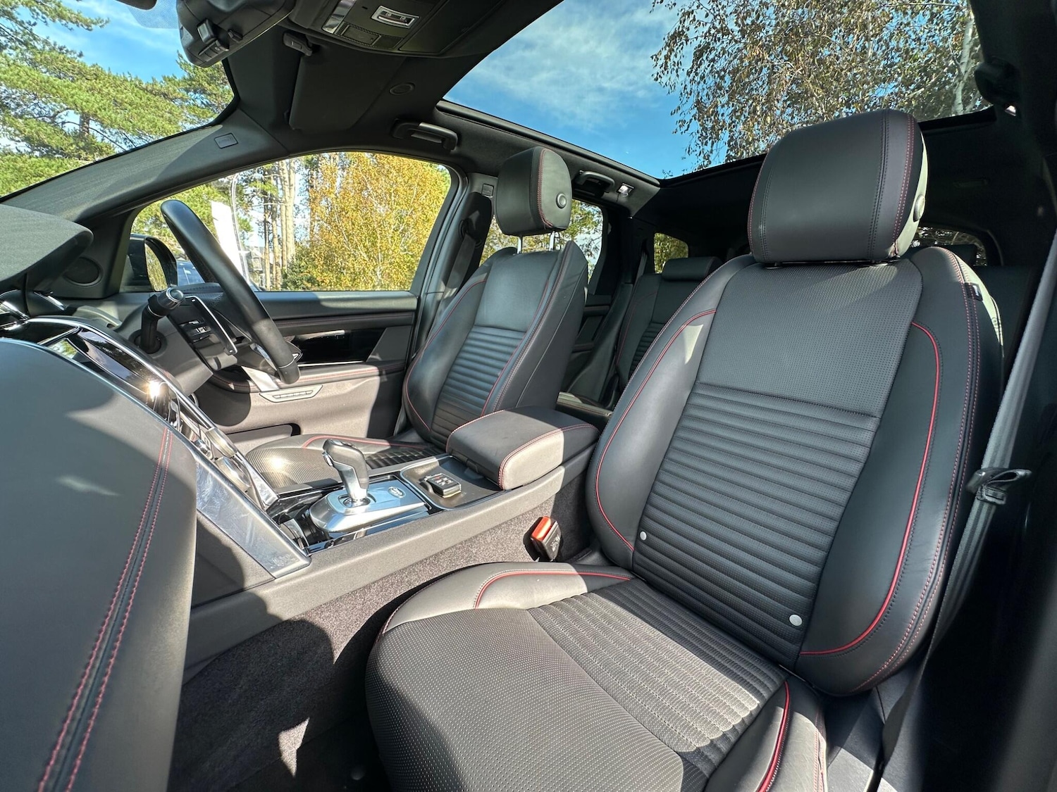 Used Land Rover Discovery Sport for sale - 76802178: Photo 4