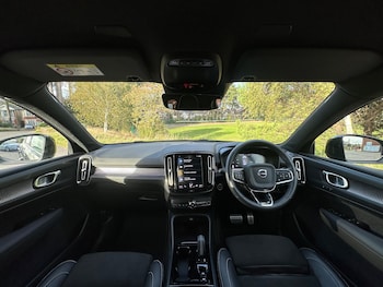 Used Volvo XC40 2022 for sale - 76801066: Photo