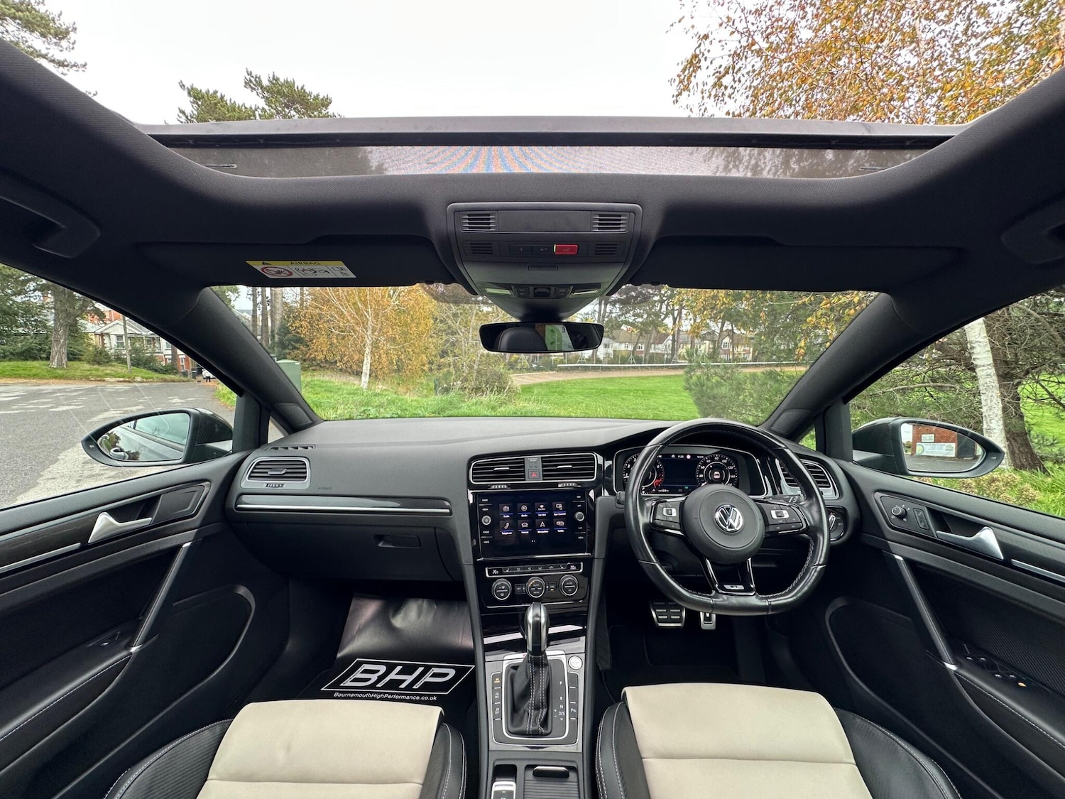 Used Volkswagen Golf 2020 for sale - 76800832: Photo 3