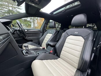 Used Volkswagen Golf 2020 for sale - 76800832: Photo