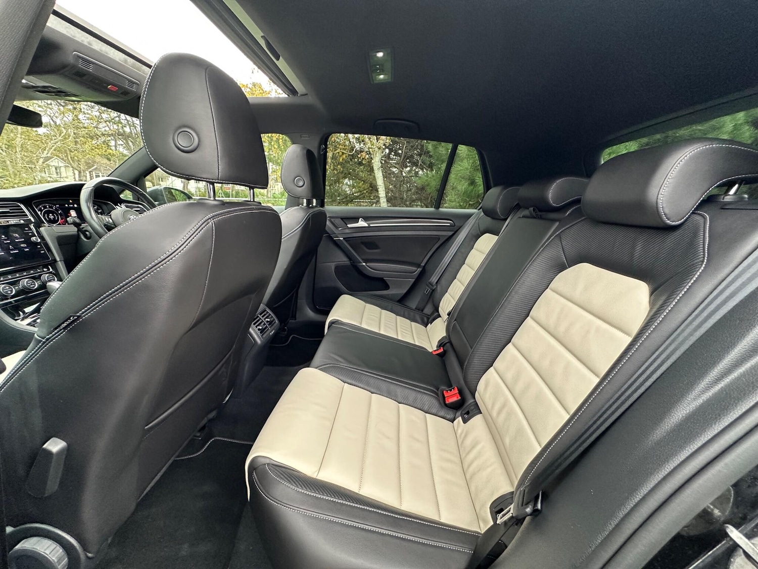 Used Volkswagen Golf 2020 for sale - 76800832: Photo 8