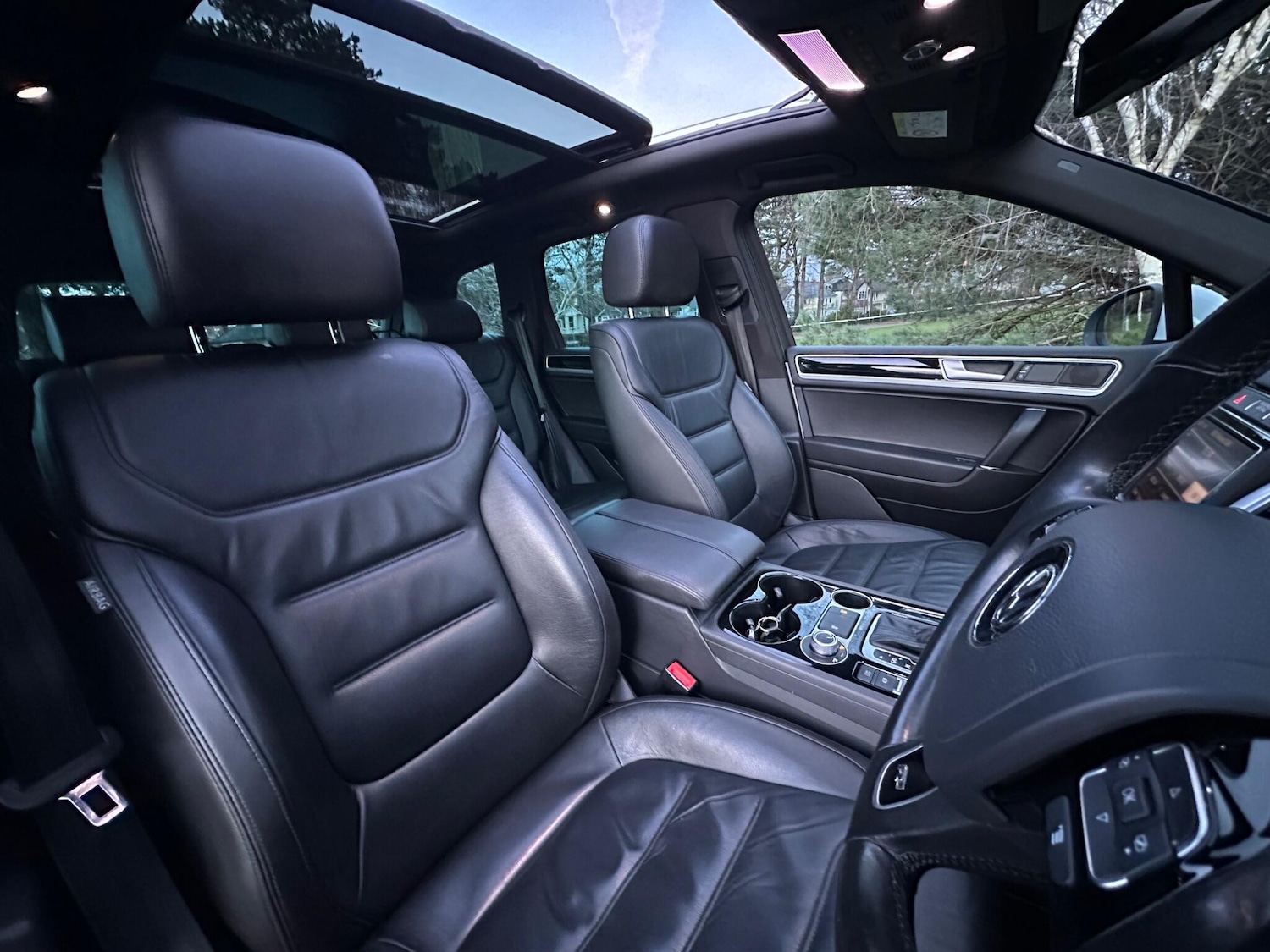 Used Volkswagen Touareg 2015 for sale - 77238302: Photo 23