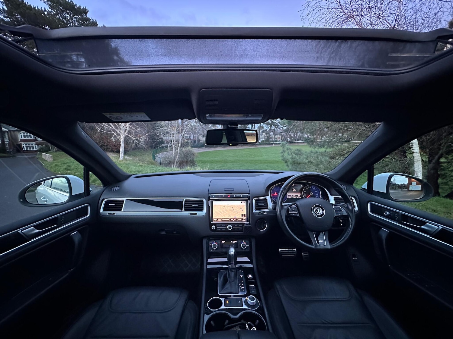 Used Volkswagen Touareg 2015 for sale - 77238302: Photo 3