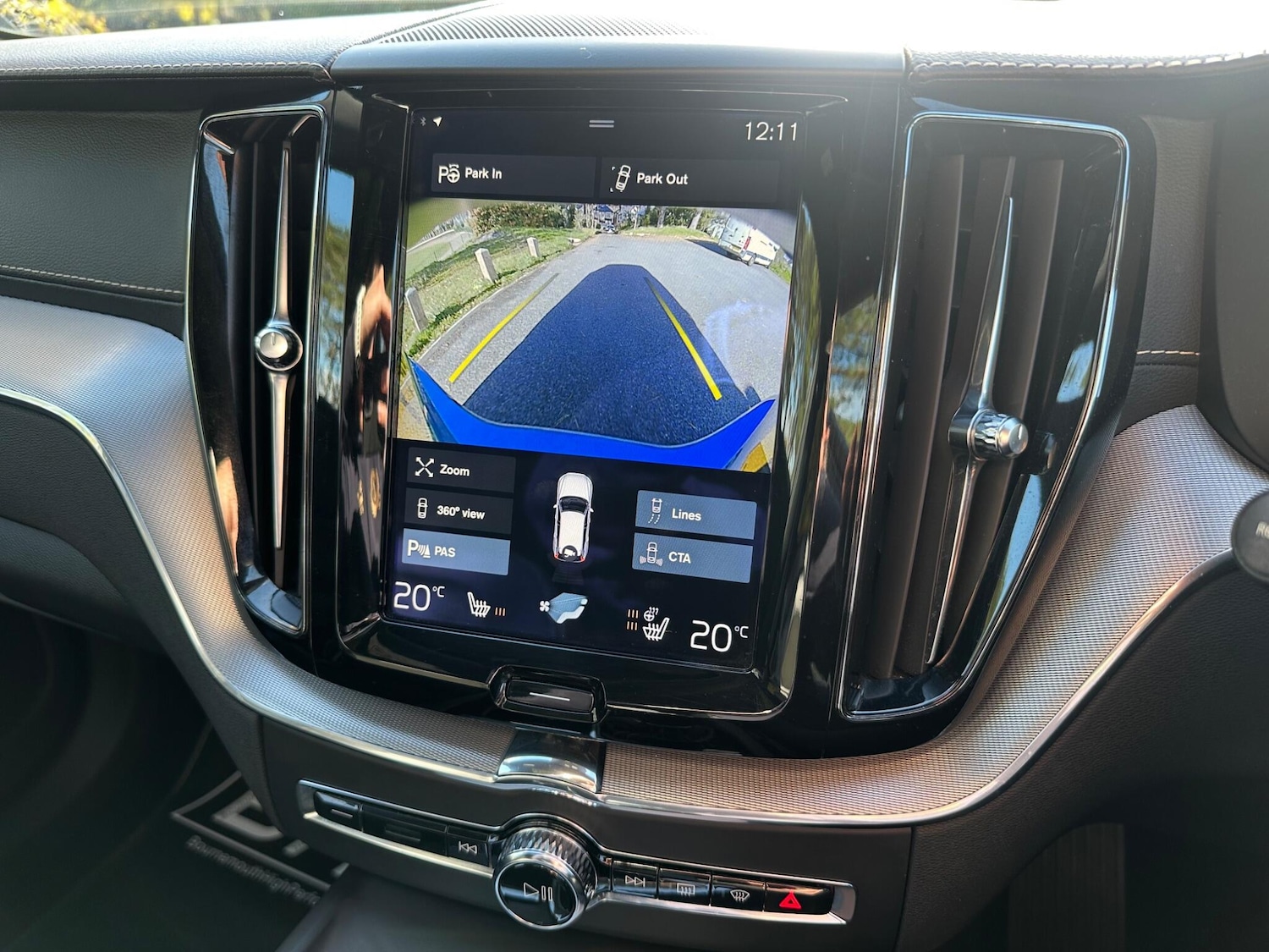 Used Volvo XC60 2017 for sale - 76801848: Photo 18