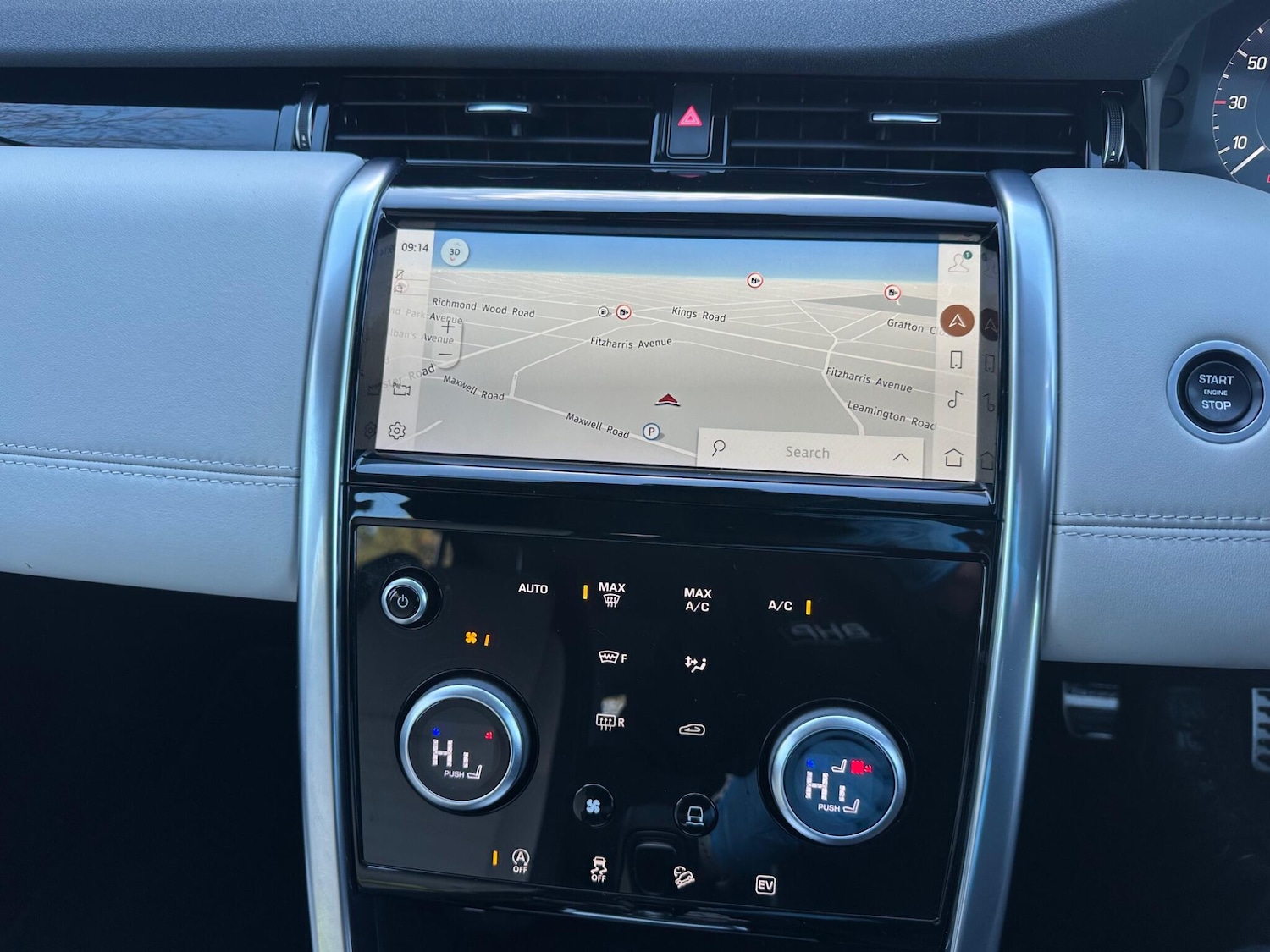 Used Land Rover Discovery Sport for sale - 76802352: Photo 24