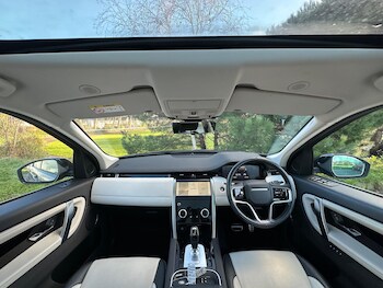 Used Land Rover Discovery Sport 2021 for sale - 76802352: Photo