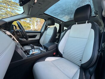 Used Land Rover Discovery Sport 2021 for sale - 76802352: Photo