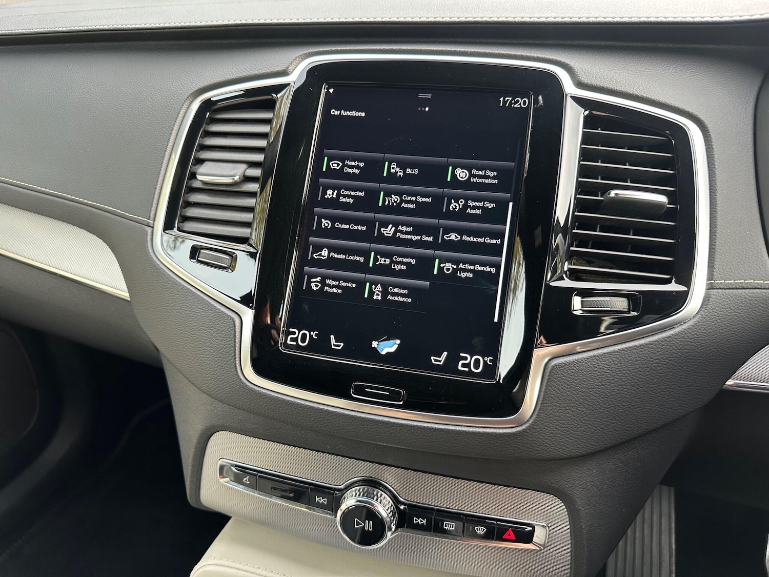 Used Volvo XC90 2020 for sale - 76786883: Photo 23