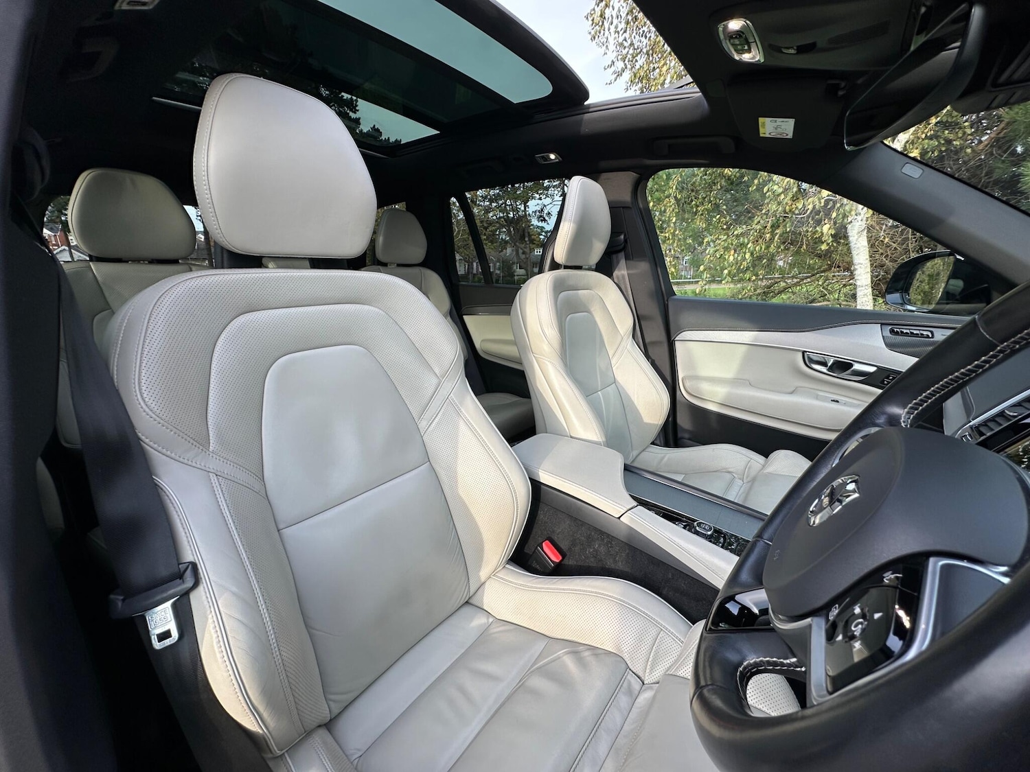 Used Volvo XC90 2020 for sale - 76786883: Photo 28