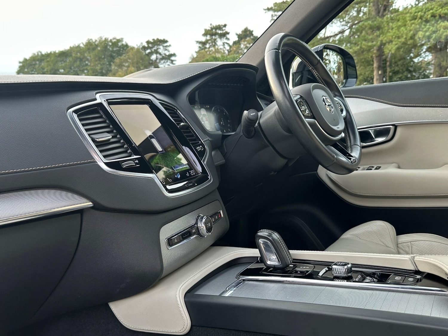 Used Volvo XC90 2020 for sale - 76786883: Photo 33