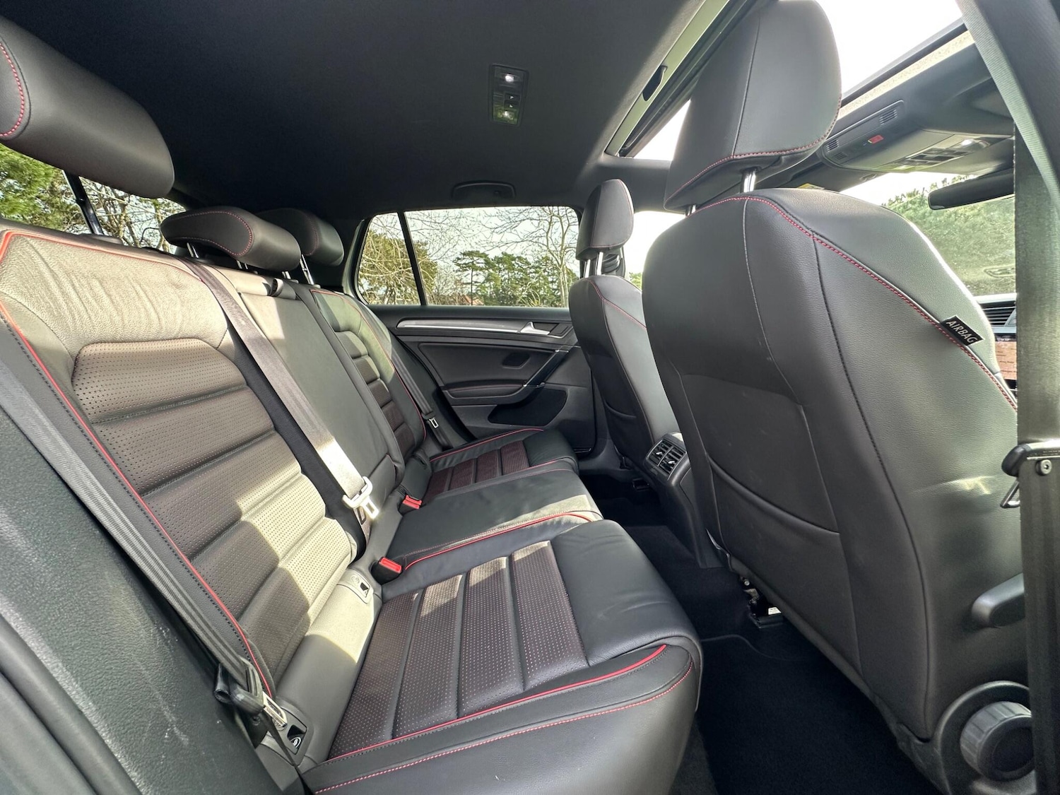 Used Volkswagen Golf 2019 for sale - 77253853: Photo 7