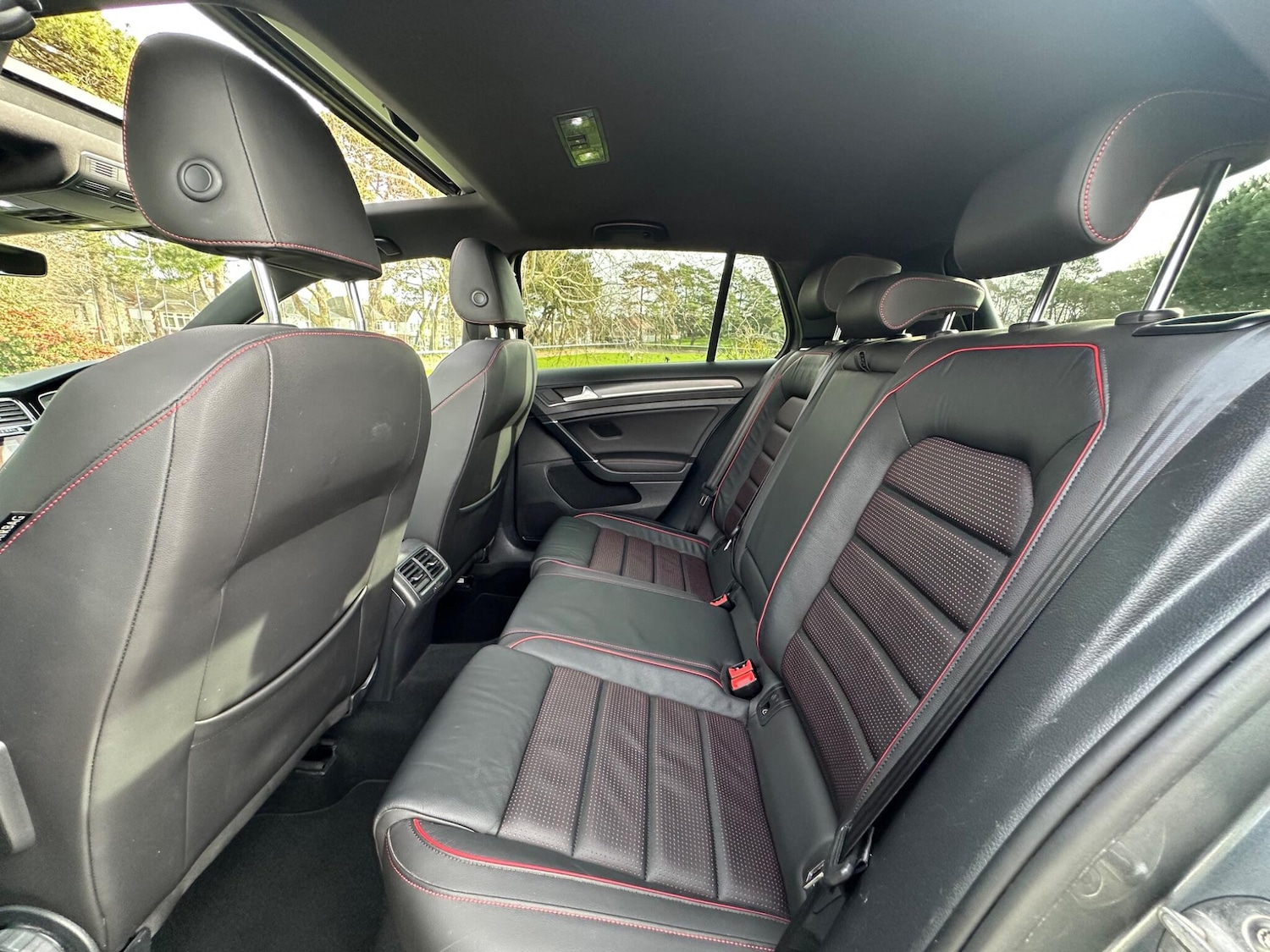 Used Volkswagen Golf 2019 for sale - 77253853: Photo 8