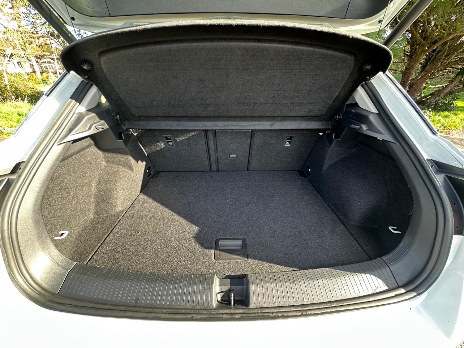 Used Volkswagen T-Roc 2021 for sale - 76800938: Photo 31