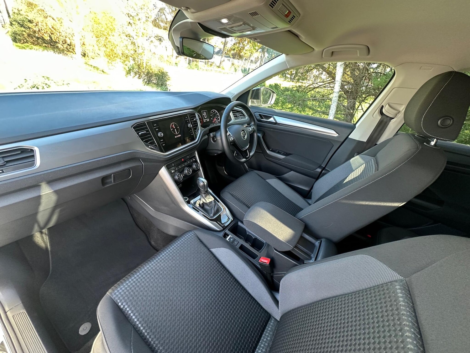 Used Volkswagen T-Roc 2021 for sale - 76800938: Photo 32