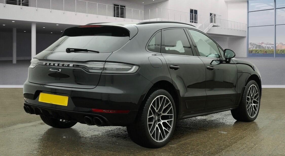 Used Porsche Macan for sale - 77305353: Photo 3