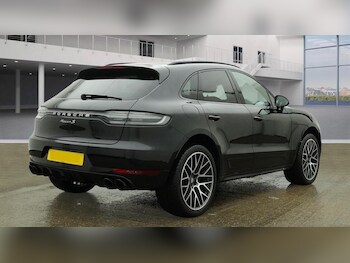 Used Porsche Macan 2019 for sale - 77305353: Photo