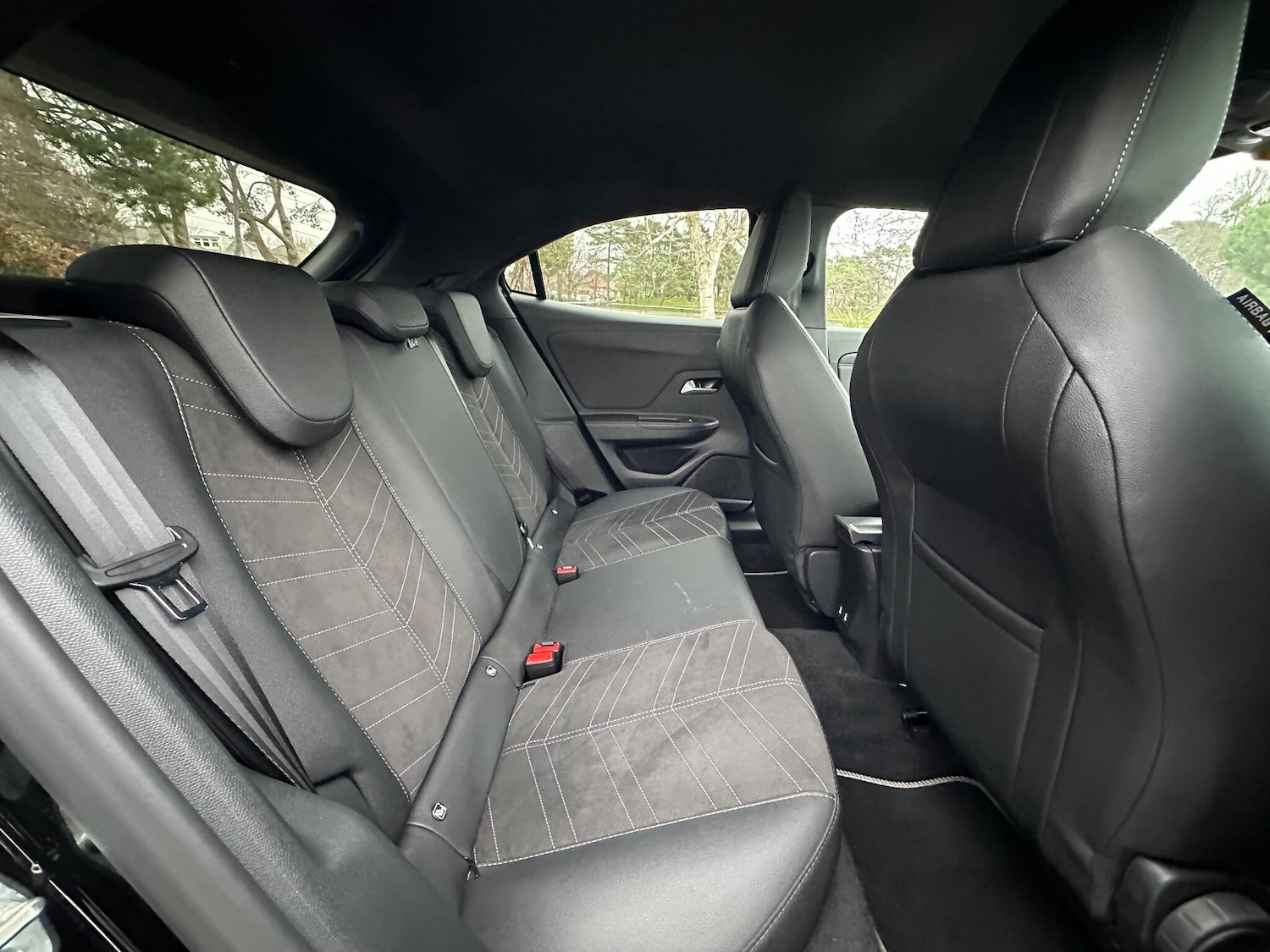 Used Vauxhall Mokka Electric 2024 for sale - 77039713: Photo 7