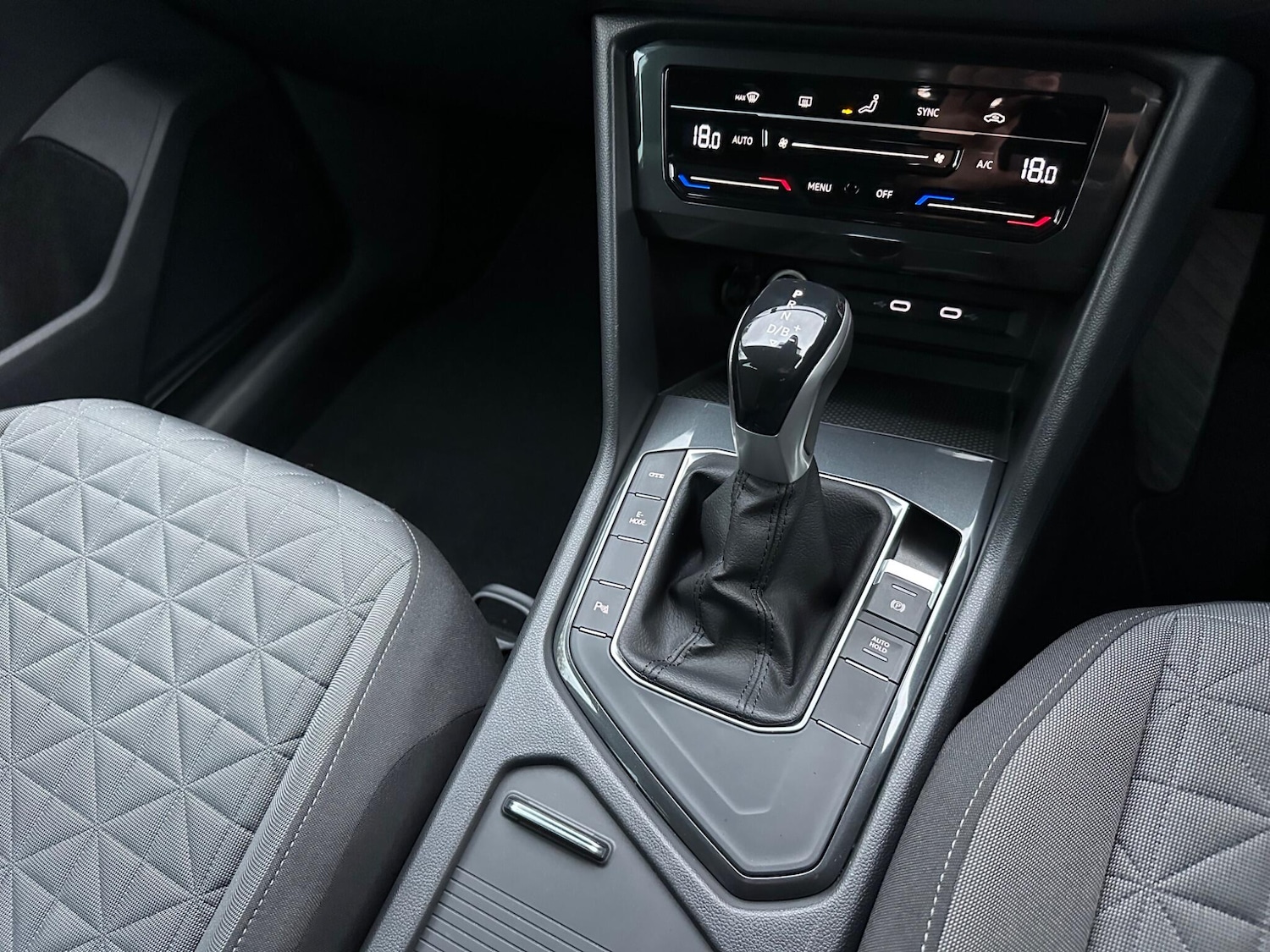 Used Volkswagen Tiguan for sale - 76802440: Photo 17