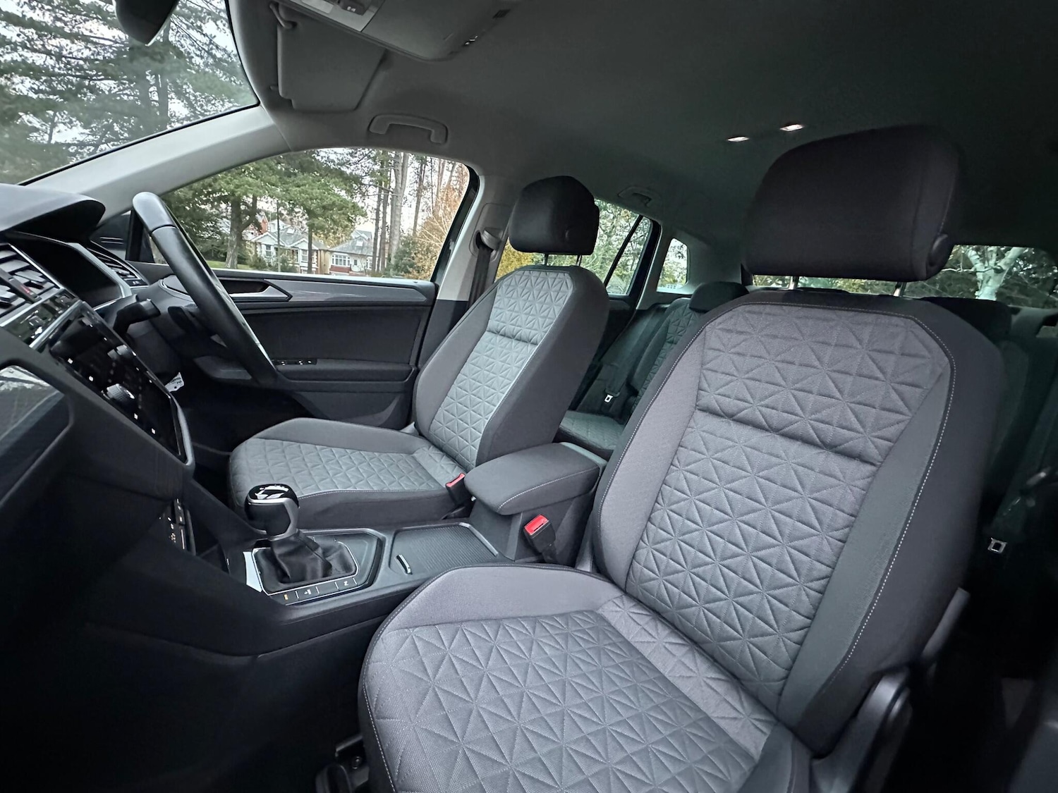 Used Volkswagen Tiguan for sale - 76802440: Photo 4