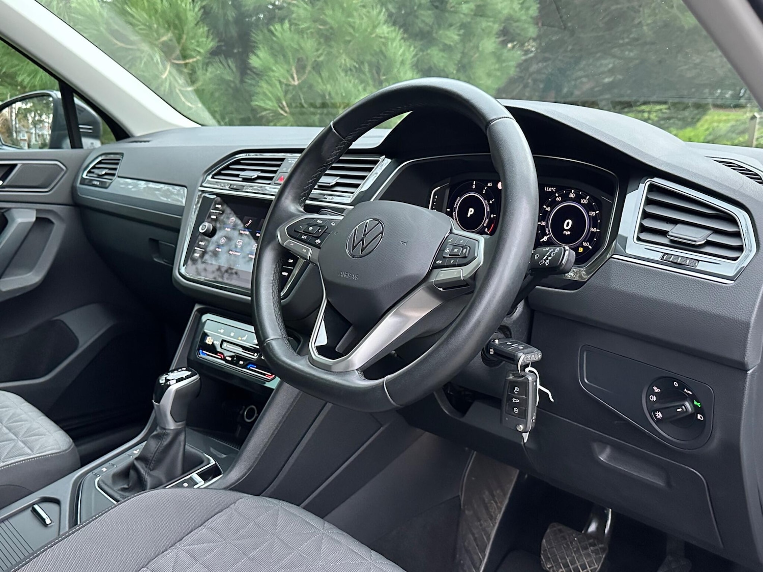 Used Volkswagen Tiguan for sale - 76802440: Photo 5