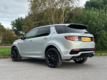 Used Land Rover Discovery Sport 2021 for sale - 76801133: Photo