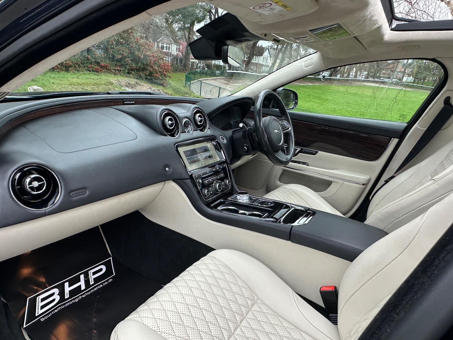 Used Jaguar XJ 2018 for sale - 77994407: Photo 18