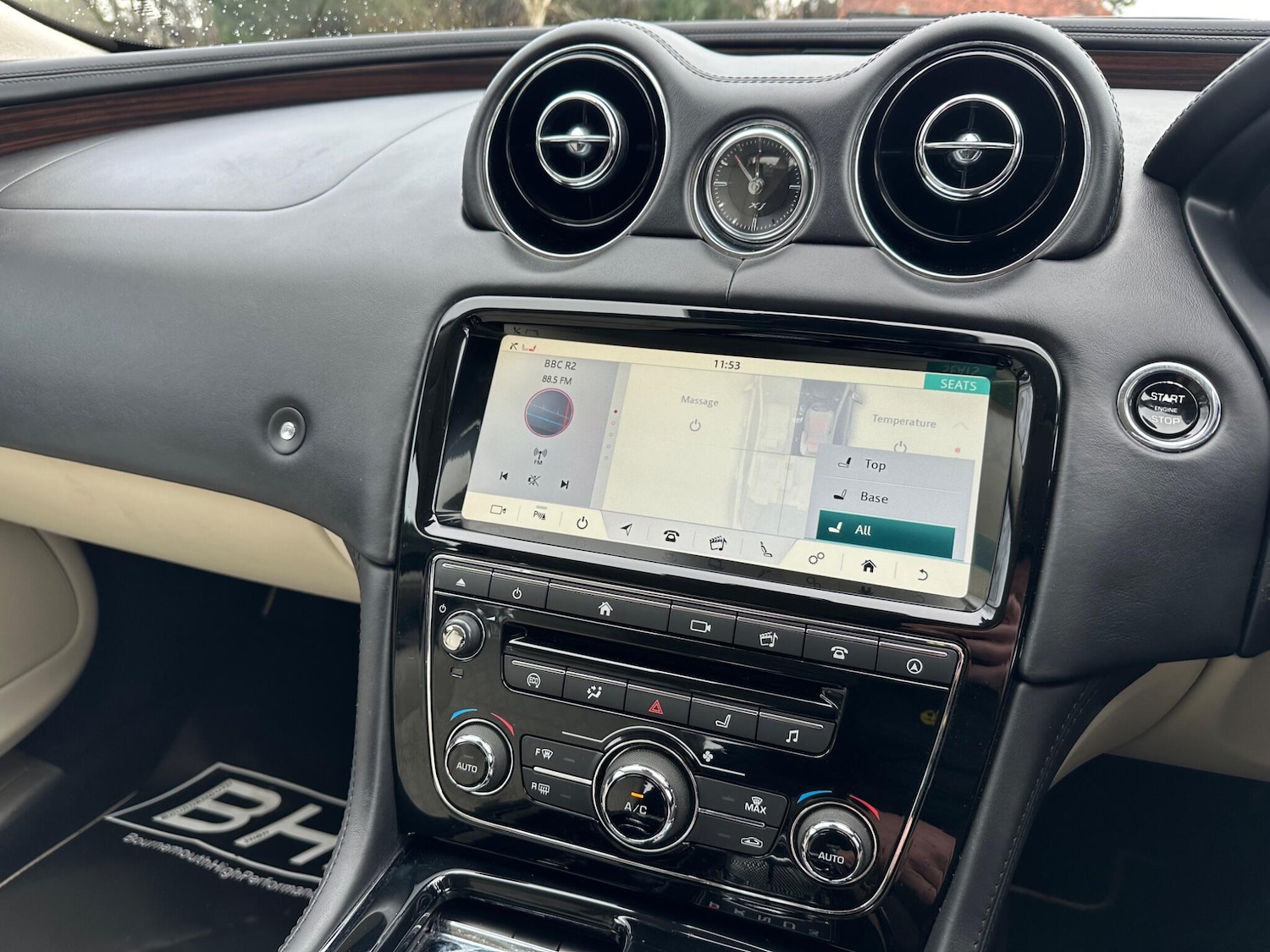 Used Jaguar XJ 2018 for sale - 77994407: Photo 22