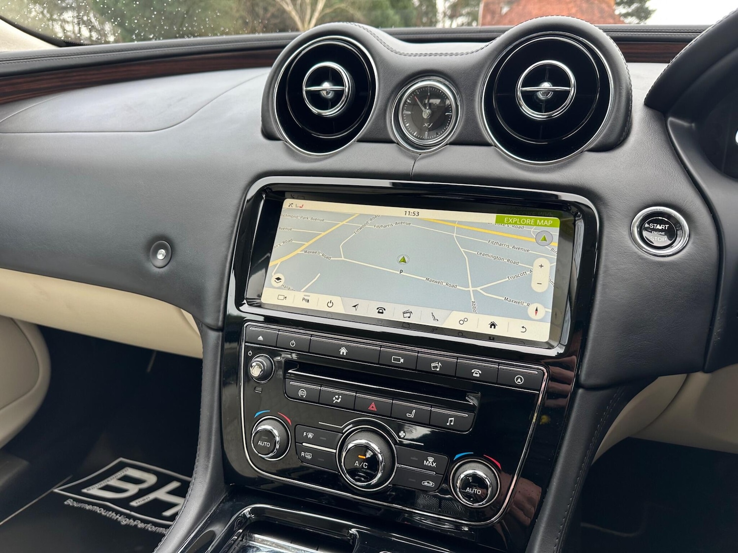 Used Jaguar XJ 2018 for sale - 77994407: Photo 23