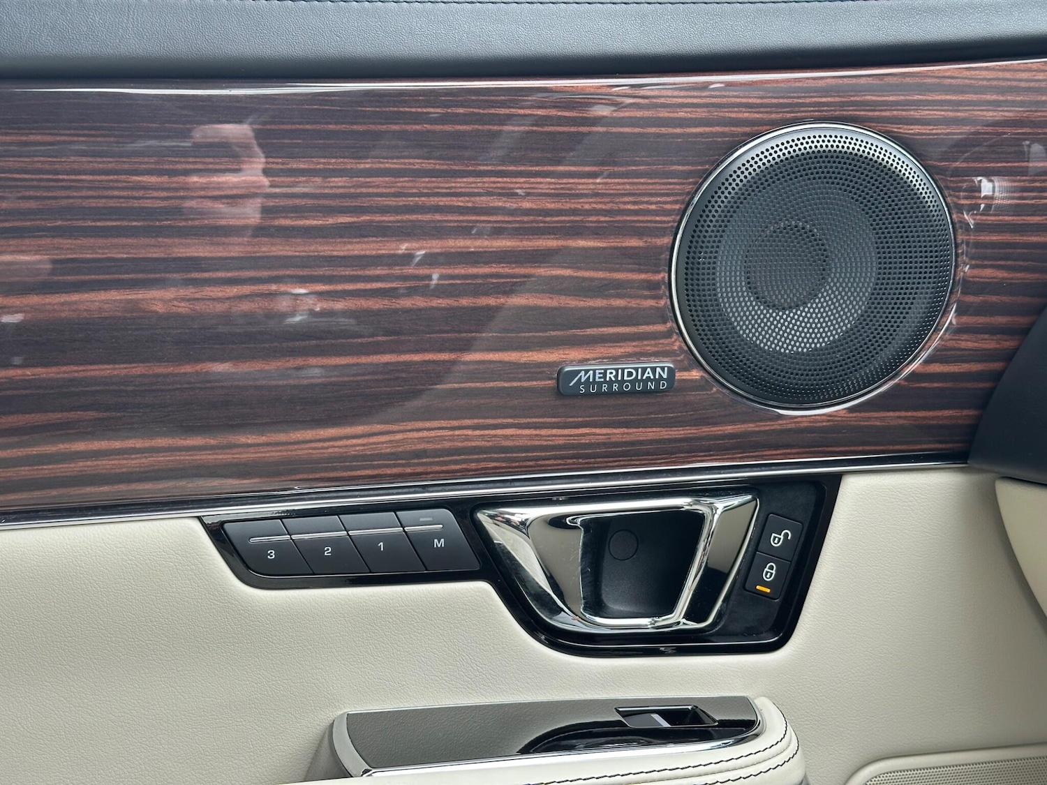 Used Jaguar XJ 2018 for sale - 77994407: Photo 25