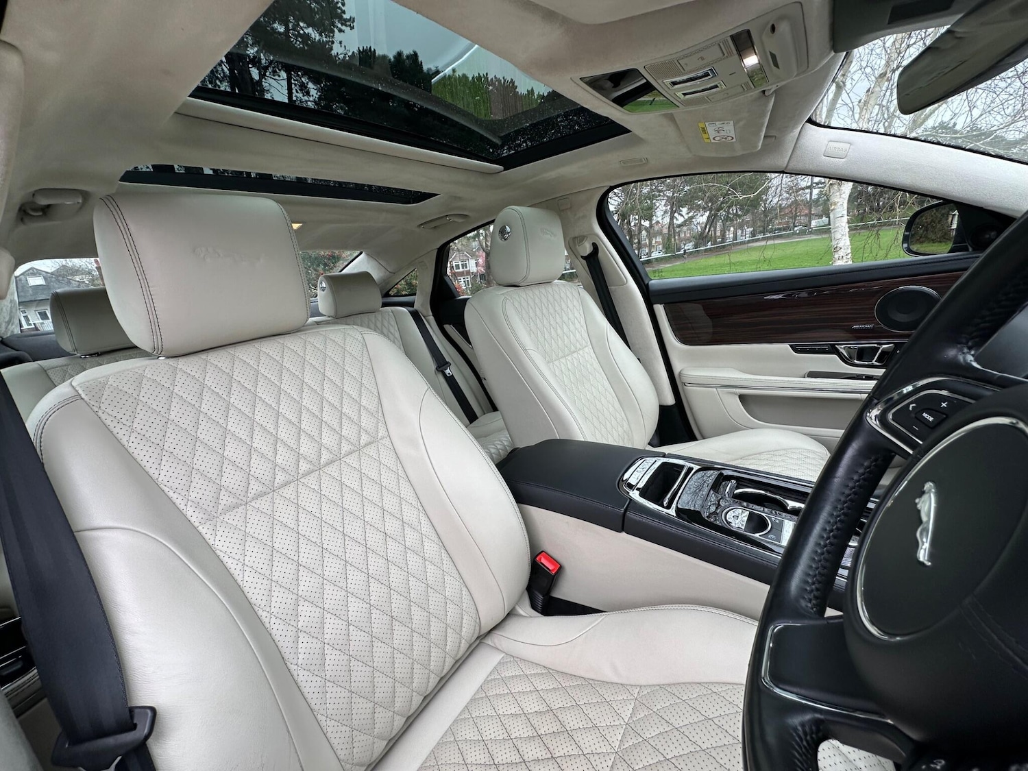 Used Jaguar XJ 2018 for sale - 77994407: Photo 26