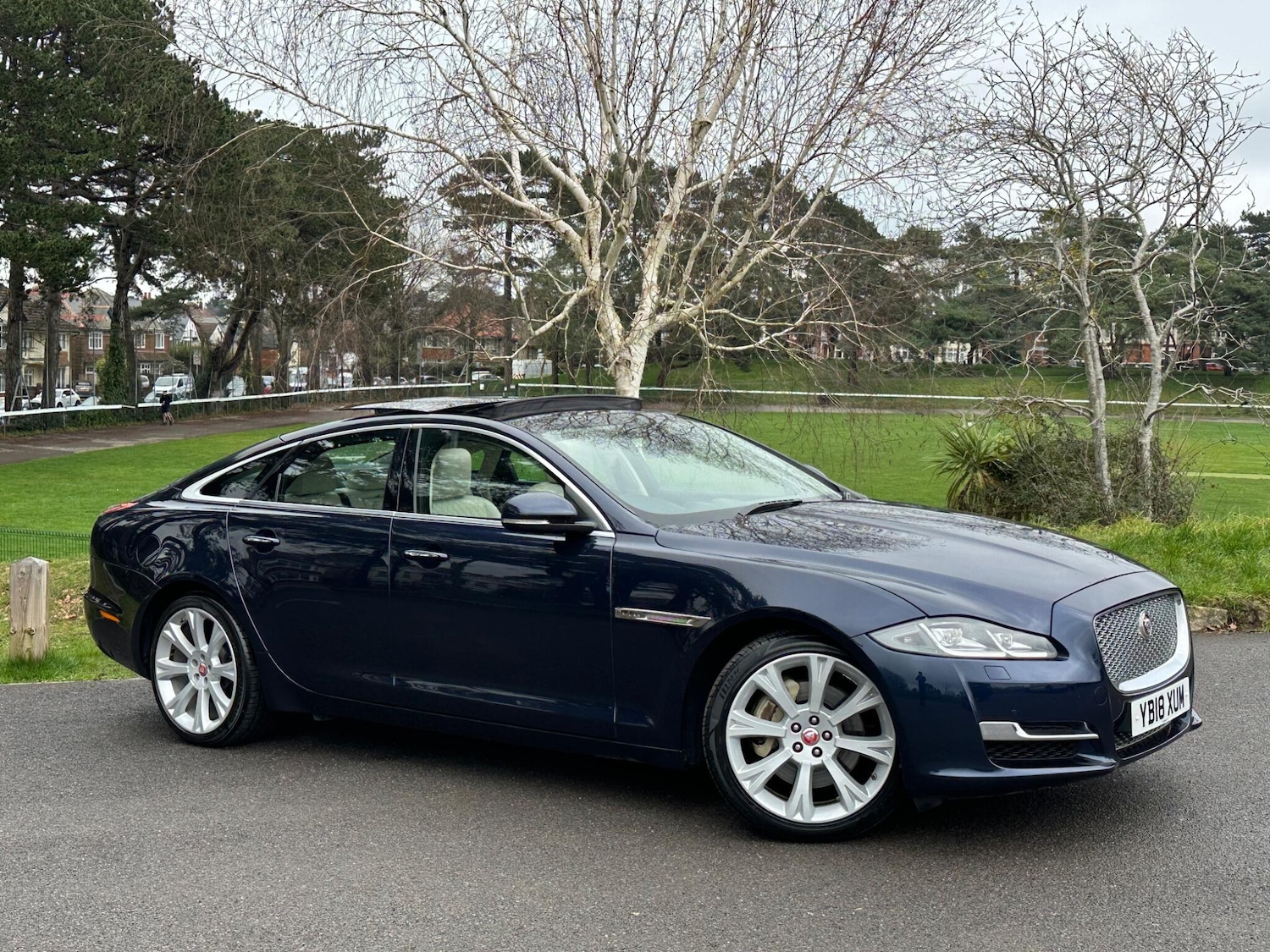 Used Jaguar XJ 2018 for sale - 77994407: Photo 27