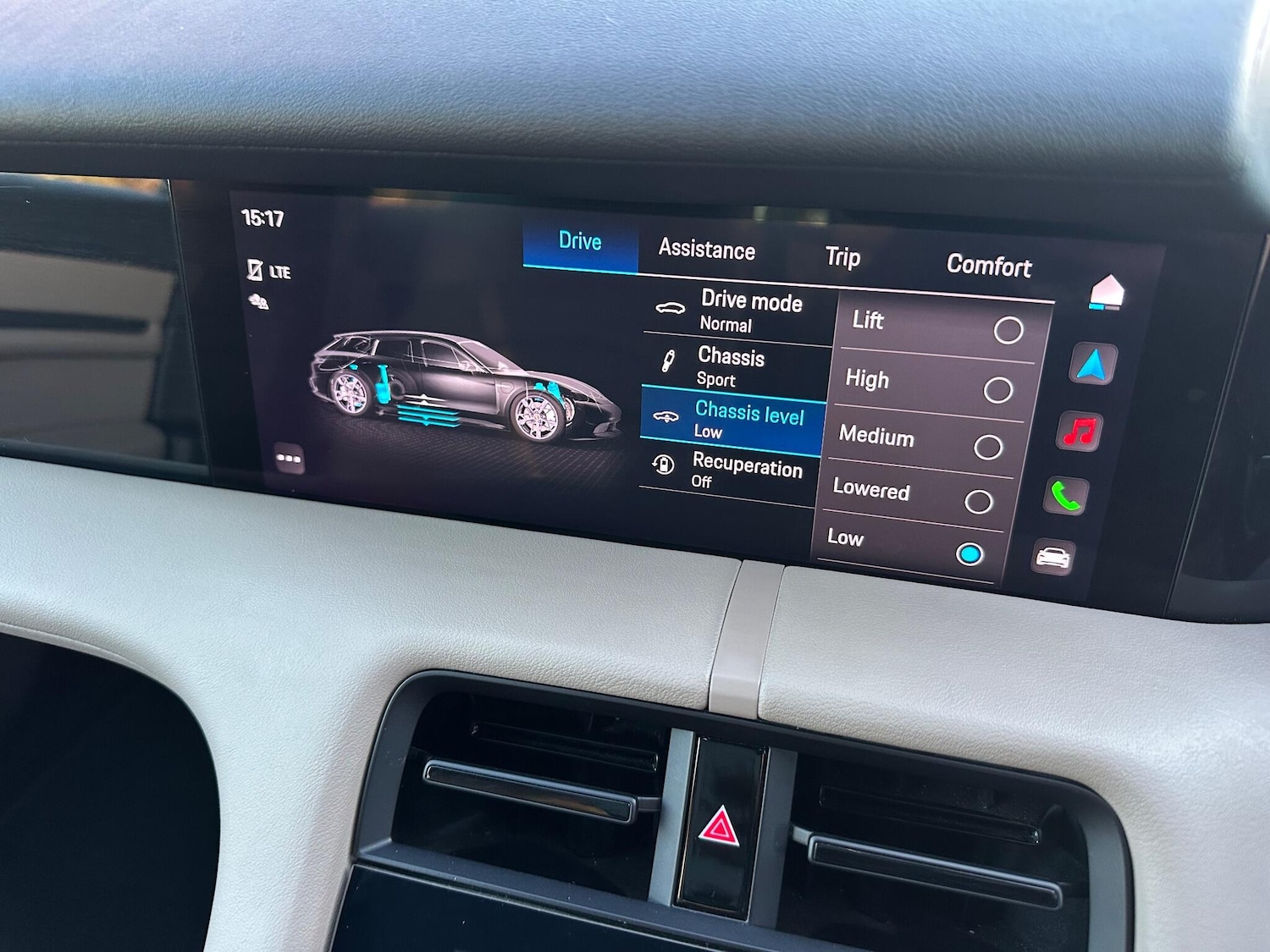 Used Porsche Taycan 2022 for sale - 77016989: Photo 25