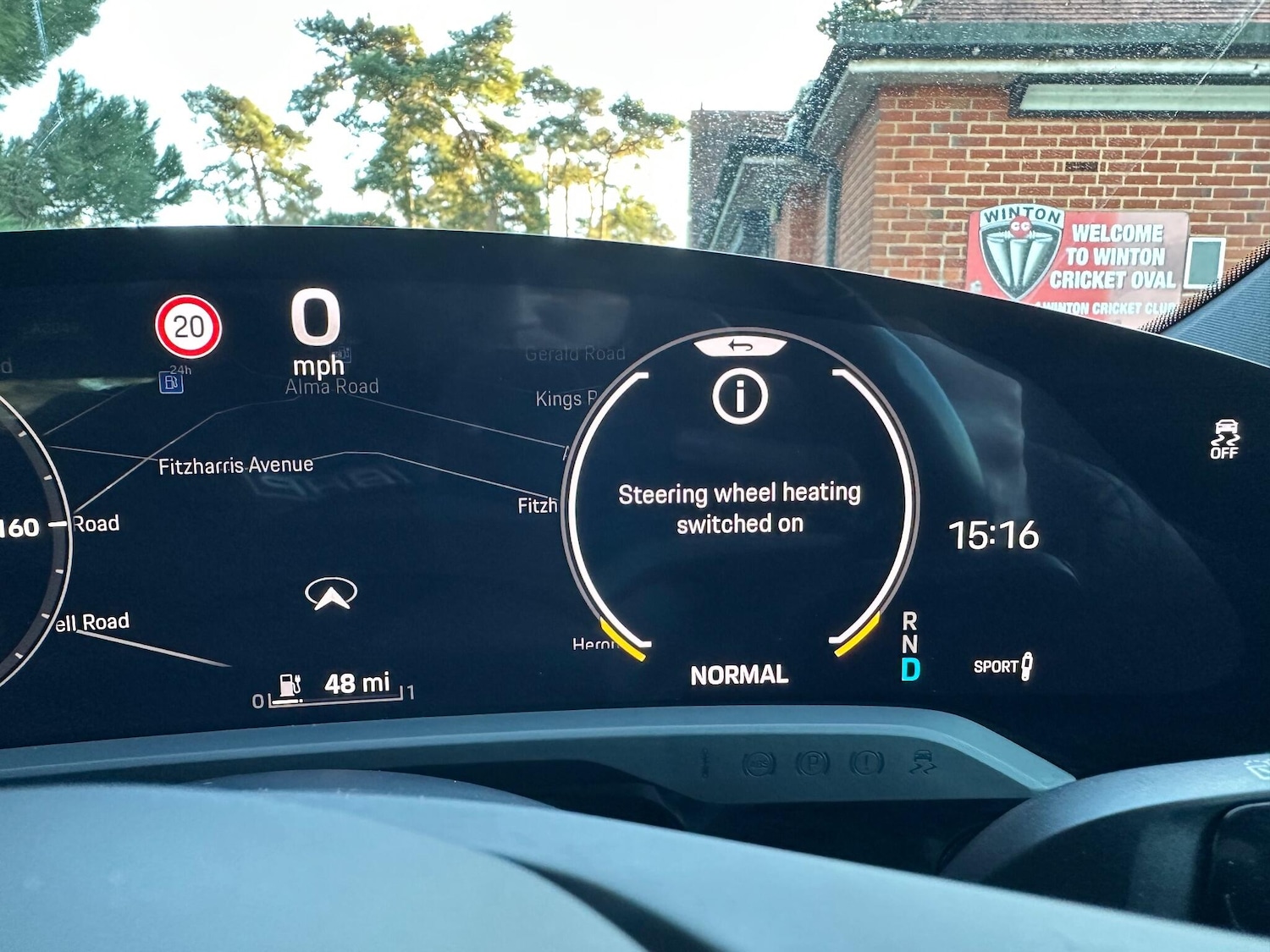 Used Porsche Taycan 2022 for sale - 77016989: Photo 26