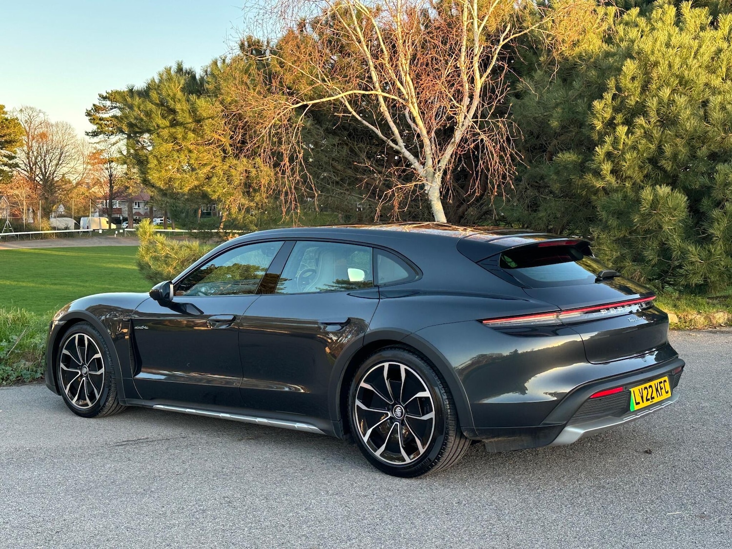 Used Porsche Taycan 2022 for sale - 77016989: Photo 33