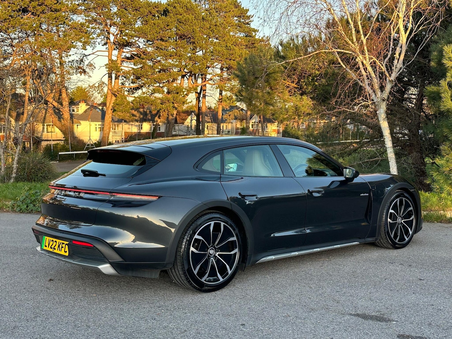 Used Porsche Taycan 2022 for sale - 77016989: Photo 35