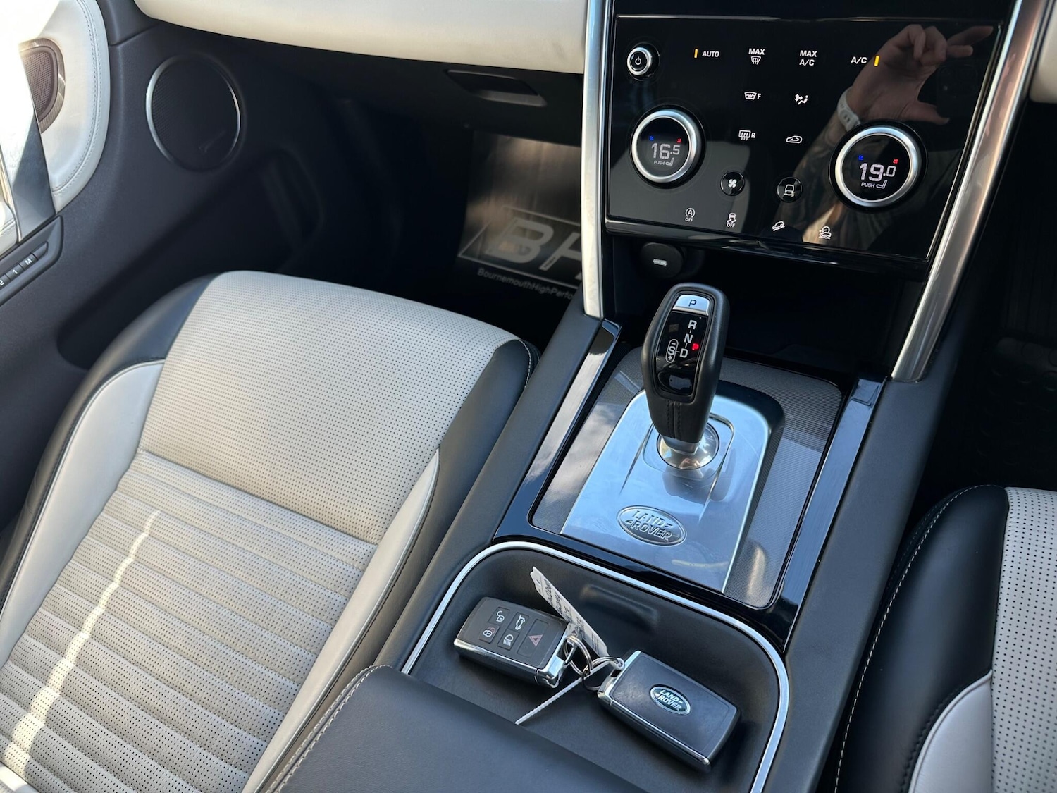 Used Land Rover Discovery Sport 2020 for sale - 76800950: Photo 19