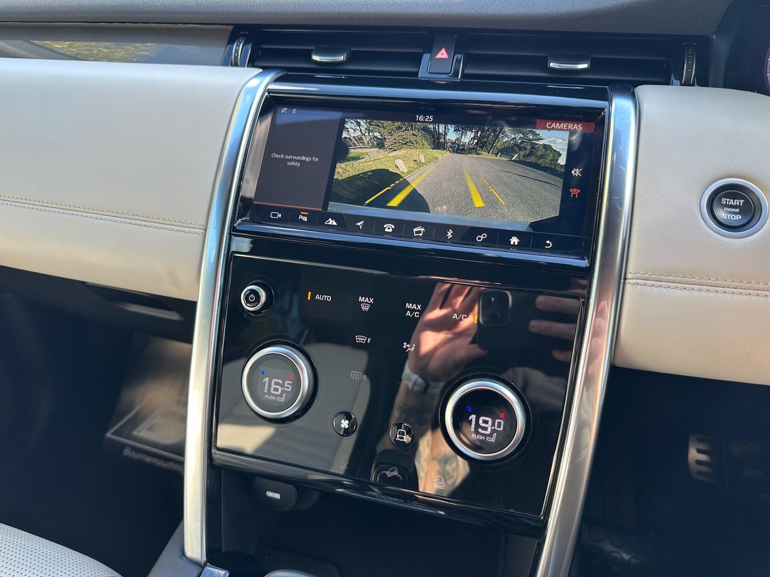 Used Land Rover Discovery Sport 2020 for sale - 76800950: Photo 21