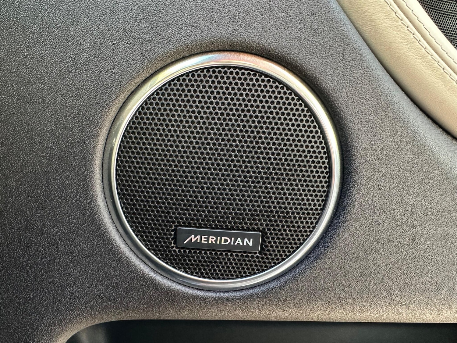 Used Land Rover Discovery Sport 2020 for sale - 76800950: Photo 26