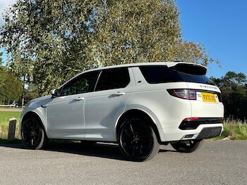 Used Land Rover Discovery Sport 2020 for sale - 76800950: Photo
