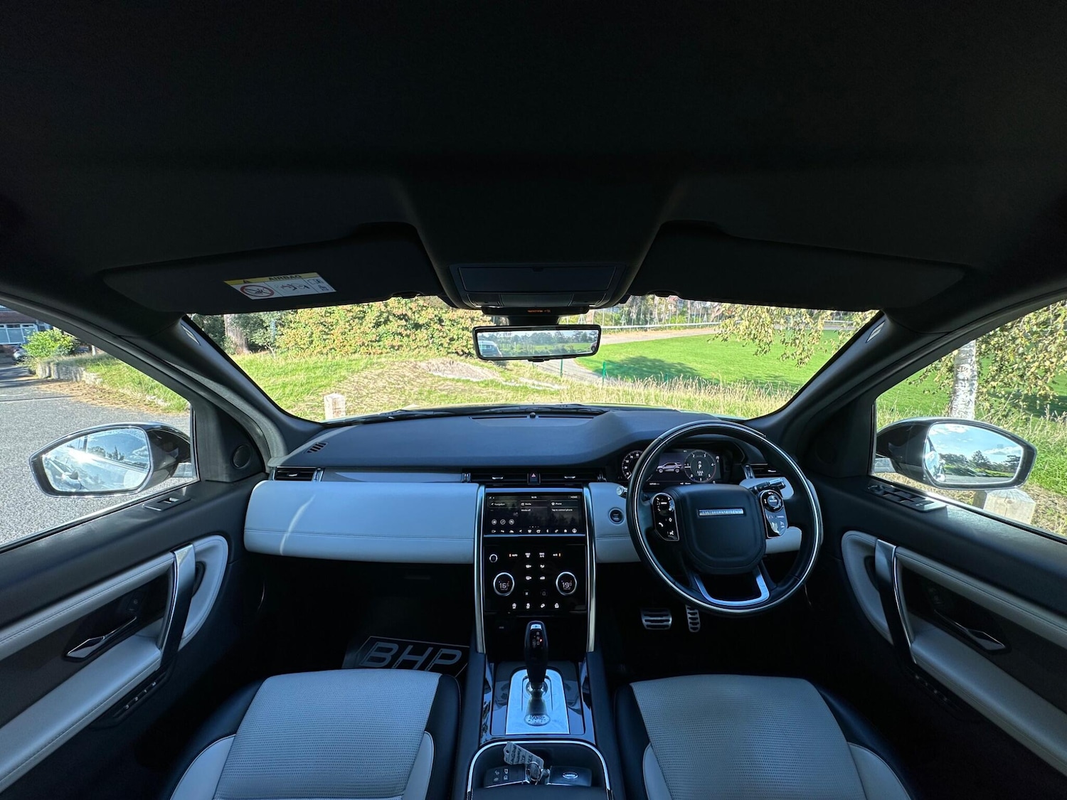 Used Land Rover Discovery Sport 2020 for sale - 76800950: Photo 3