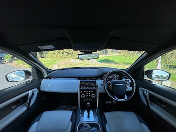 Used Land Rover Discovery Sport 2020 for sale - 76800950: Photo