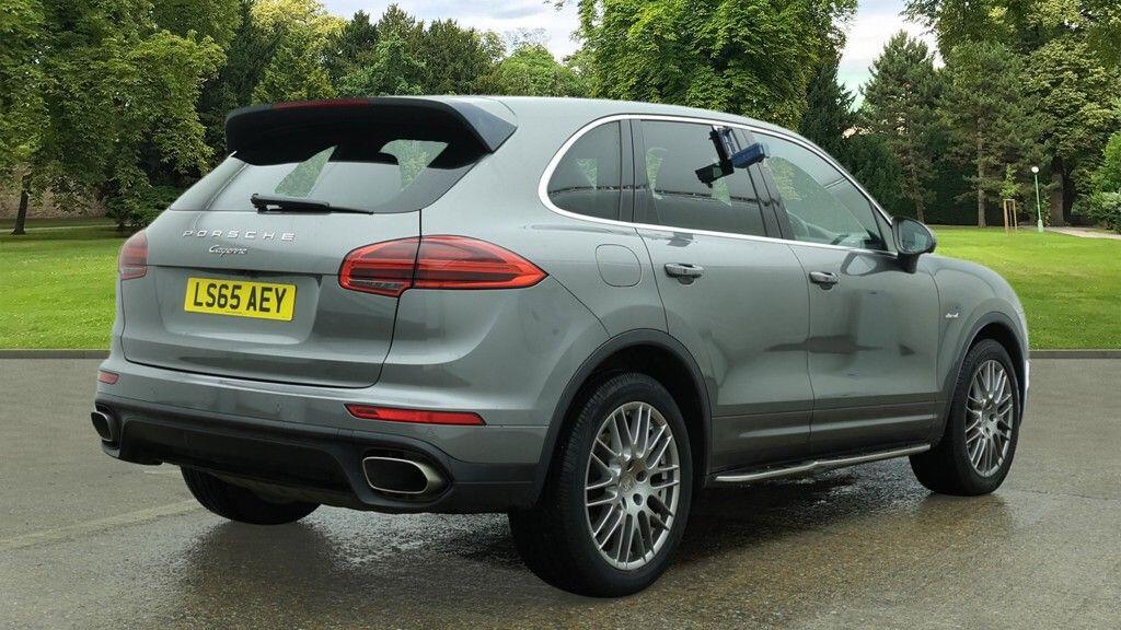 Used Porsche Cayenne 2015 for sale - 78115548: Photo 9