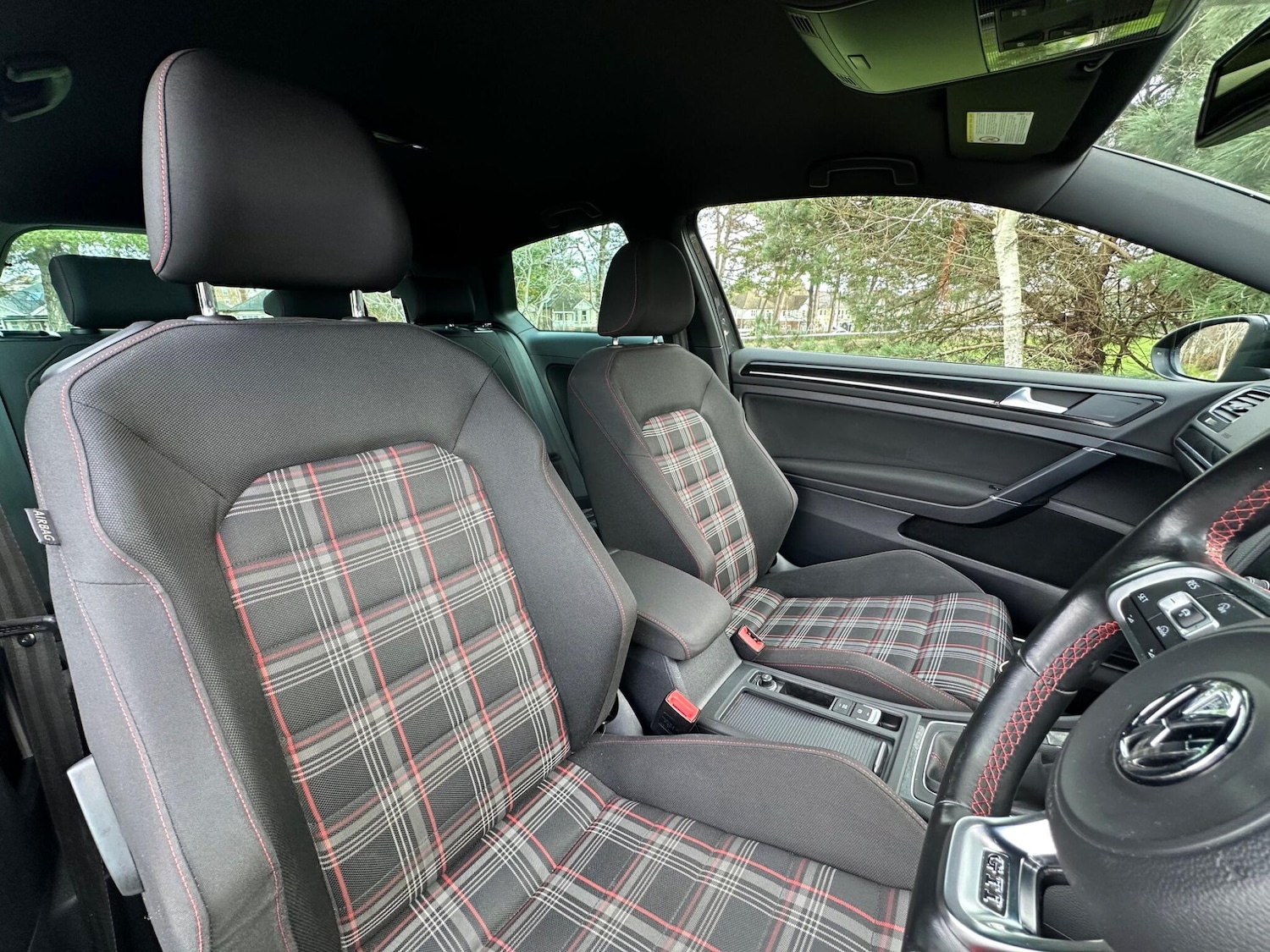 Used Volkswagen Golf 2013 for sale - 77524498: Photo 24