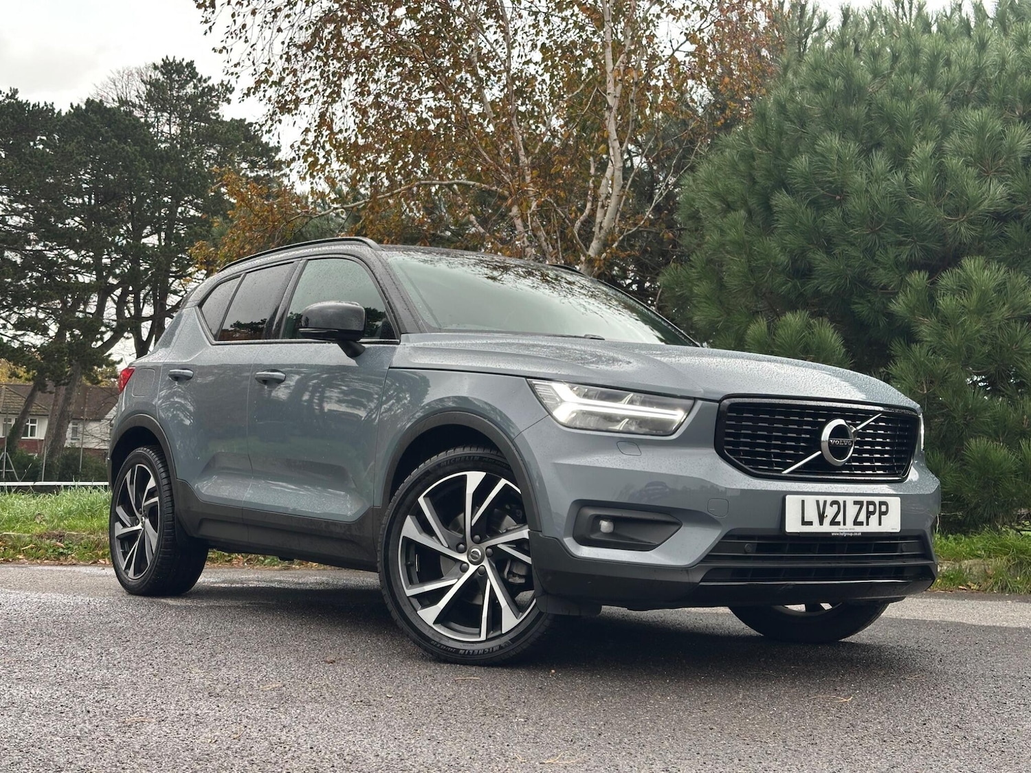Used Volvo XC40 for sale - 76802491: Photo 1